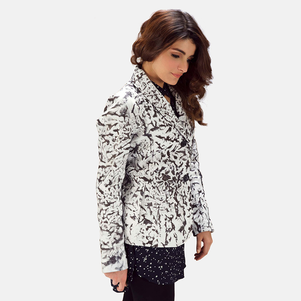 Black-and-White-Tie-Dye-Blazer-Zoom-Extra-1491406121096